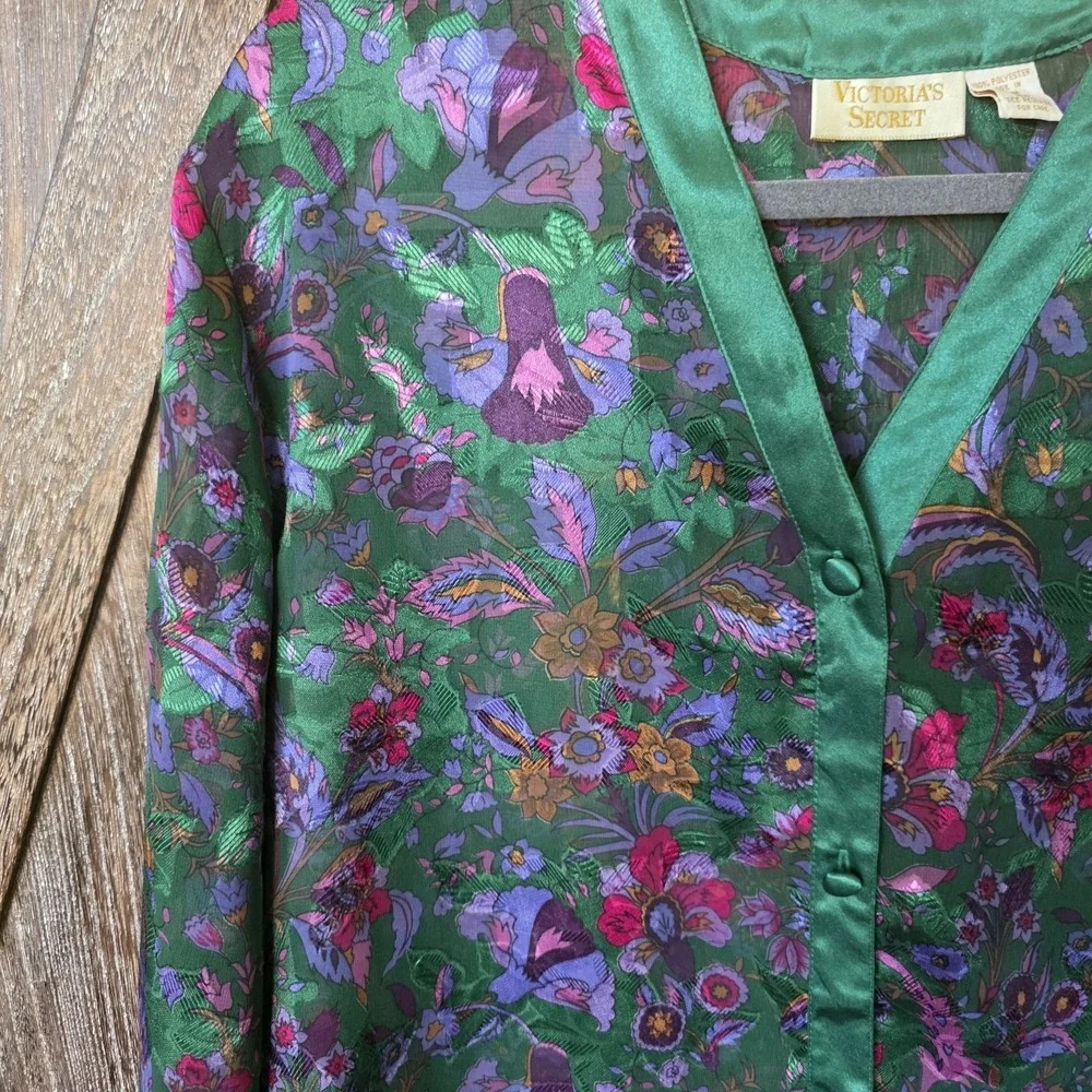 Victoria's Secret Robe Women's Size M/L Green Multi Floral Gold Label  Buttons